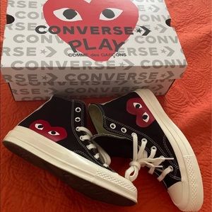 Comme Des Garçons Converse